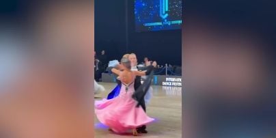 Лилия Ребрик показала свою большую семью и восхитила, как они встречали старшую дочь из-за границы
Лилия Ребрик показала свою большую семью и восхитила, как они встречали старшую дочь из-за границы