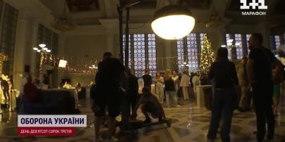 "Потяг у 31 грудня": в Сети появился первый официальный трейлер комедии
"Потяг у 31 грудня": в Сети появился первый официальный трейлер комедии