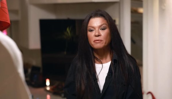 Руслана высказалась о тете в России и почему она не уехала оттуда: "Мне ее очень жаль"
Руслана высказалась о тете в России и почему она не уехала оттуда: "Мне ее очень жаль"