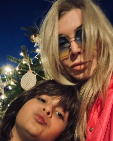 Ирина Билык впервые за долгое время показала своего 9-летнего сына и как он изменился
Ирина Билык впервые за долгое время показала своего 9-летнего сына и как он изменился
