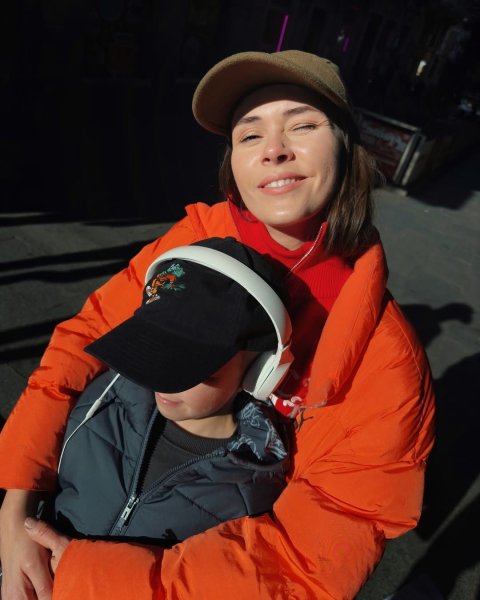 Юлия Санина показалась с 9-летним сыном и раскрыла, в какой стране они сейчас отдыхают
Юлия Санина показалась с 9-летним сыном и раскрыла, в какой стране они сейчас отдыхают