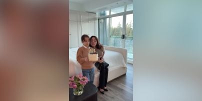 Екатерина Кухар насмешила видео с 10-летней дочерью от Стоянова в свое 43-летие
Екатерина Кухар насмешила видео с 10-летней дочерью от Стоянова в свое 43-летие