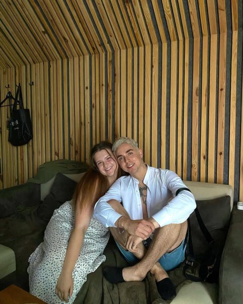 Известная певица впервые раскрыла конфликт с Melovin и какой певец на самом деле: "Мне до сих пор стыдно"
Известная певица впервые раскрыла конфликт с Melovin и какой певец на самом деле: "Мне до сих пор стыдно"