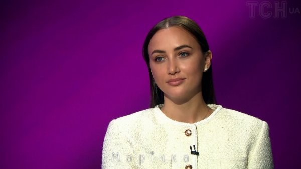 Анна Ризатдинова рассказала, как до войны выучила украинский и что повлияло на ее решение
Анна Ризатдинова рассказала, как до войны выучила украинский и что повлияло на ее решение
