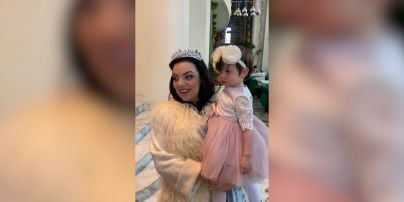 Наталья Холоденко показала 6-летнюю дочь-красавицу и ошеломила, как она изменилась до неузнаваемости
Наталья Холоденко показала 6-летнюю дочь-красавицу и ошеломила, как она изменилась до неузнаваемости