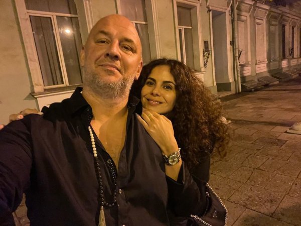 Потап признался, почему выступает без Каменских за границей и исполняет их общие песни
Потап признался, почему выступает без Каменских за границей и исполняет их общие песни