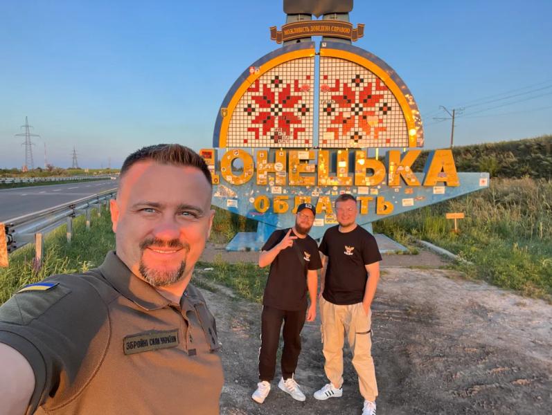"Люди умирали за свою землю, а мы не можем сказать об "Азовстали"?" Николай Кучерявый – о Евровидении-2022, поездках на фронт и остром вопросе Леониду Кравчуку