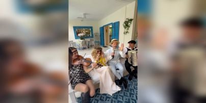 Алла Пугачева спела с украинскими музыкантами на Кипре и довела россиян до истерики
Алла Пугачева спела с украинскими музыкантами на Кипре и довела россиян до истерики
