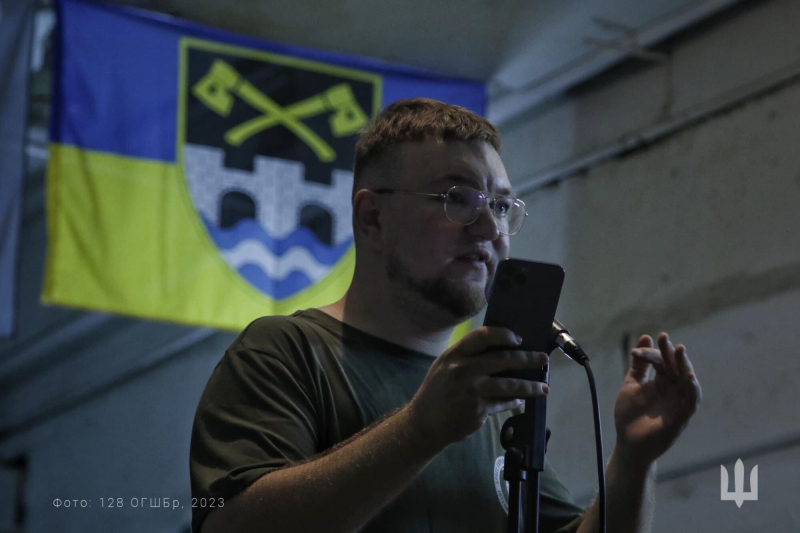 "Люди умирали за свою землю, а мы не можем сказать об "Азовстали"?" Николай Кучерявый – о Евровидении-2022, поездках на фронт и остром вопросе Леониду Кравчуку