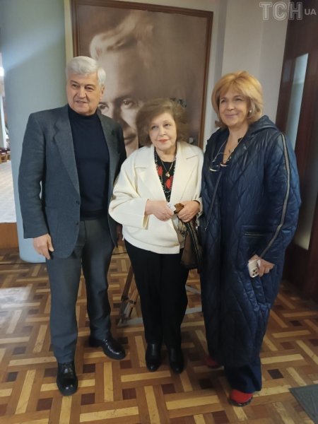 Дочь Лины Костенко рассказала о состоянии мамы накануне 95-летия и где она сейчас
Дочь Лины Костенко рассказала о состоянии мамы накануне 95-летия и где она сейчас