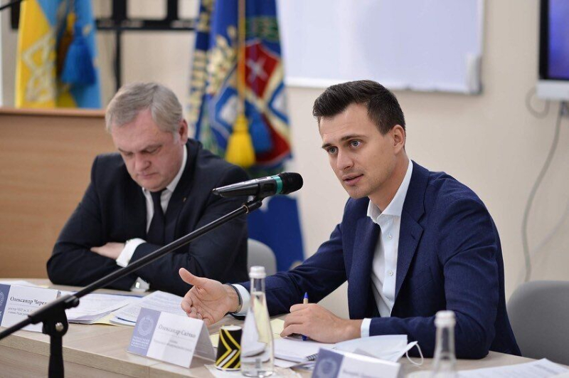Куда исчез Александр Скичко, который был ведущим Евровидения в Украине, но ушел в политику