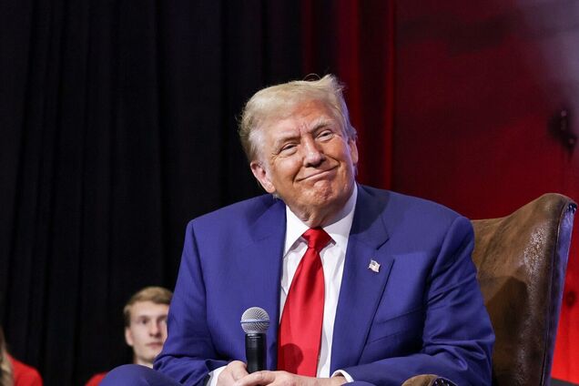 Еда хуже, чем в самолете: "эксклюзивный" ужин с Трампом обернулся провалом