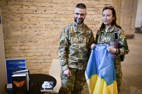 У Києві стартував "Книжковий Арсенал": як пройшов перший день фестивалю (фоторепортаж) У Києві стартував "Книжковий Арсенал": як пройшов перший день фестивалю (фоторепортаж)