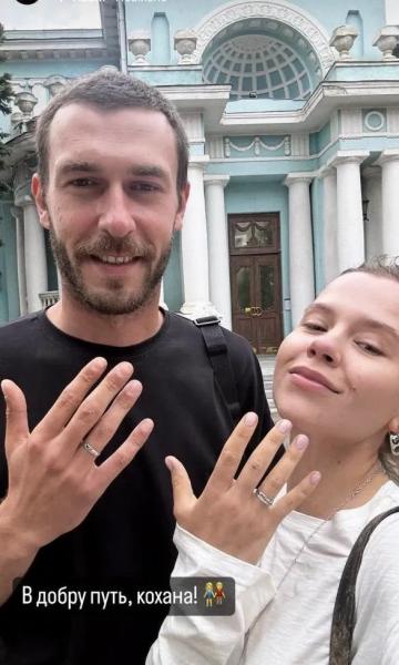 В Киеве аплодисментами провели актера Юрия Фелипенко, который погиб на войне: кто пришел попрощаться. Фото, видео с похорон