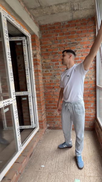 "Мне не стыдно". 30-летний Николас Карма купил свою первую квартиру и рассказал, откуда у него деньги