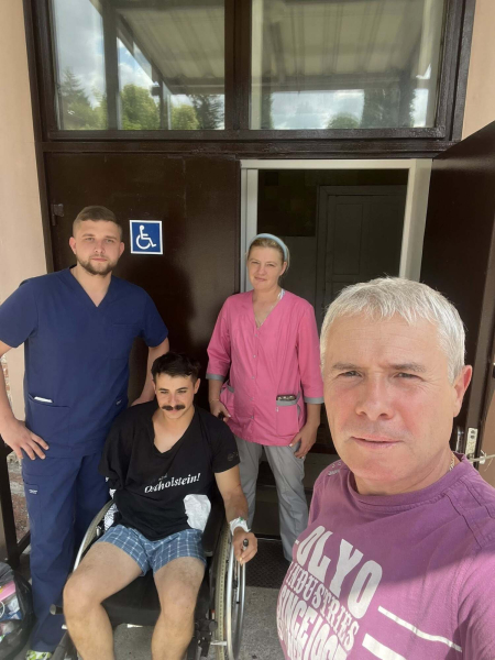 "Я за честность, понимаете?" Константин Грубич растрогал сеть постом о геройстве сына Ярослава, который потерял руку на фронте