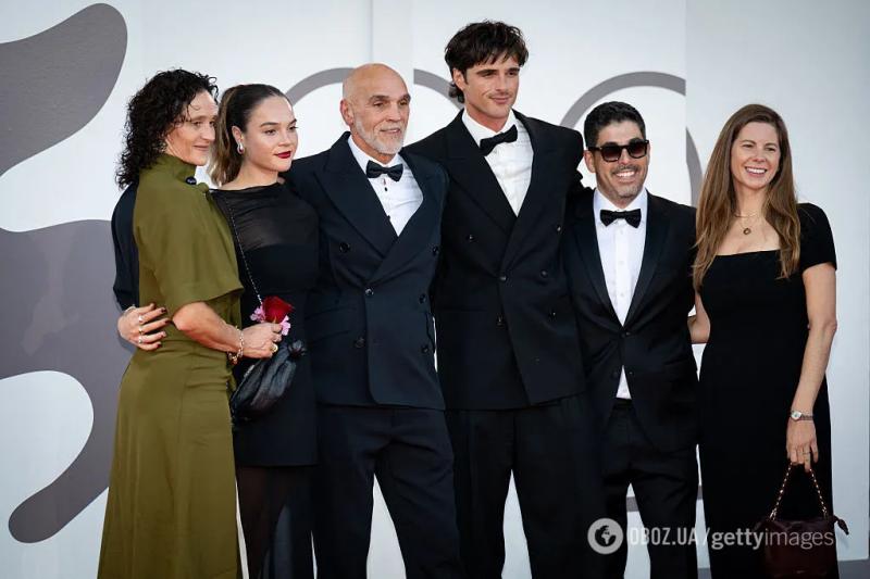 Сорвал 13-минутные овации: на кинофестивале в Венеции фильм Гильермо дель Торо "Франкенштейн" поразил публику и довел актеров до слез