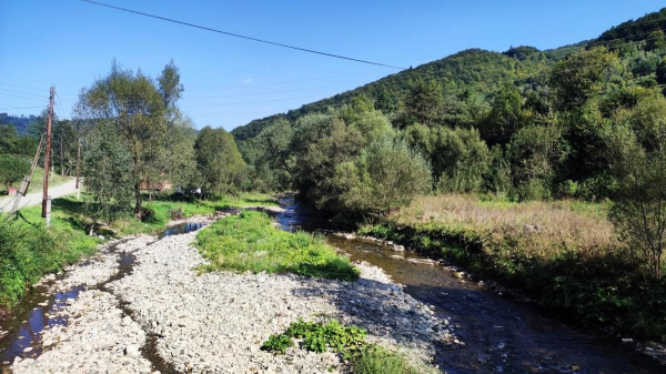 Майдан: колись процвітаюче село на Львівщині, нині ніби застигло у часі (фоторепортаж) Майдан: колись процвітаюче село на Львівщині, нині ніби застигло у часі (фоторепортаж)