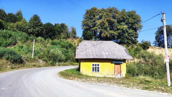 Майдан: колись процвітаюче село на Львівщині, нині ніби застигло у часі (фоторепортаж) Майдан: колись процвітаюче село на Львівщині, нині ніби застигло у часі (фоторепортаж)