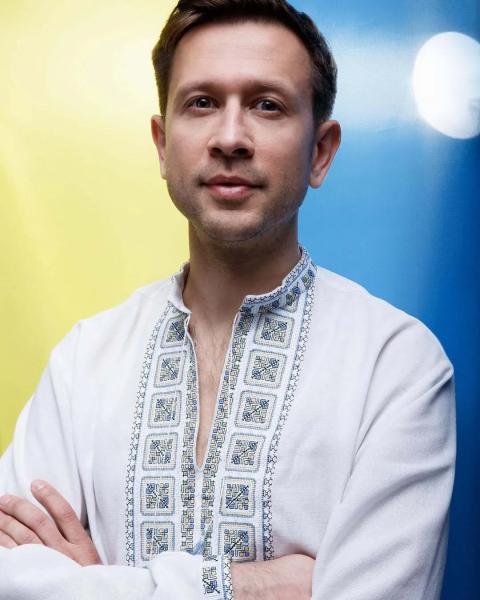 Дмитрий Ступка, который живет в США, подыграл российской пропаганде о "бусификации" и опозорился пафосной цитатой о родине