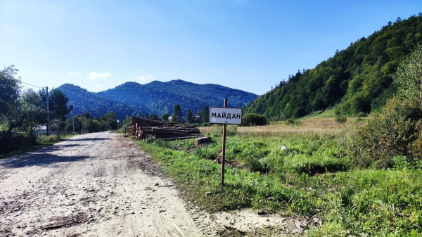 Майдан: колись процвітаюче село на Львівщині, нині ніби застигло у часі (фоторепортаж) Майдан: колись процвітаюче село на Львівщині, нині ніби застигло у часі (фоторепортаж)