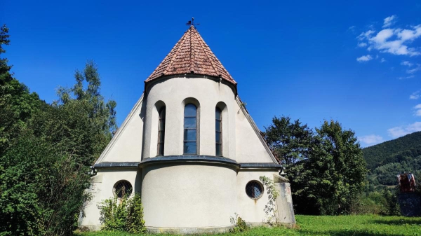 Майдан: колись процвітаюче село на Львівщині, нині ніби застигло у часі (фоторепортаж) Майдан: колись процвітаюче село на Львівщині, нині ніби застигло у часі (фоторепортаж)