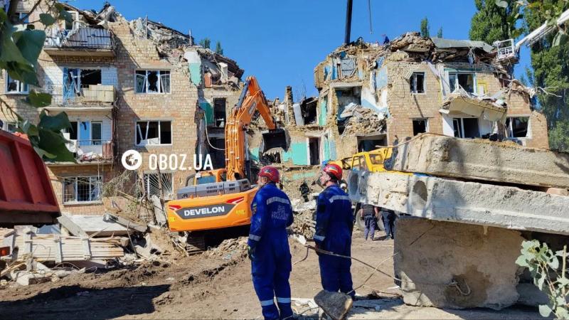 Ольга Мартыновская чудом спаслась от российского обстрела и показала, что произошло с ее квартирой в Киеве. Фото