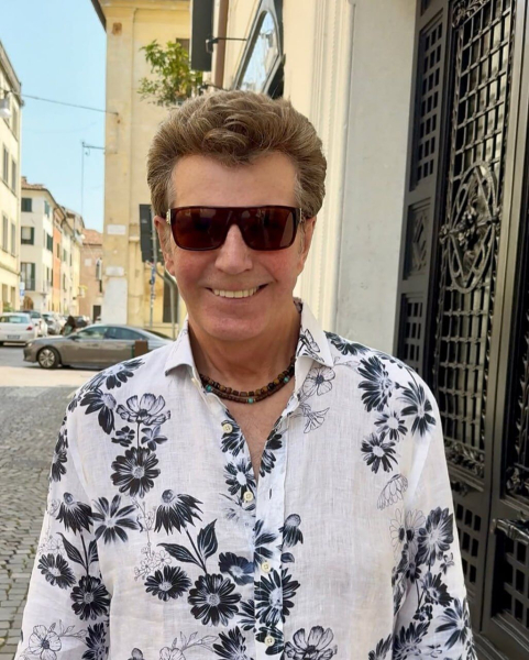 Умер исполнитель песни "Фантазер" Ярослав Евдокимов, который родился в Украине и публично отрекся от России