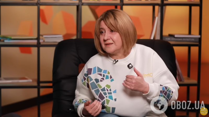 Оксана Забужко появилась на публике с новой прической: как менялась писательница за последние четыре года. Фото