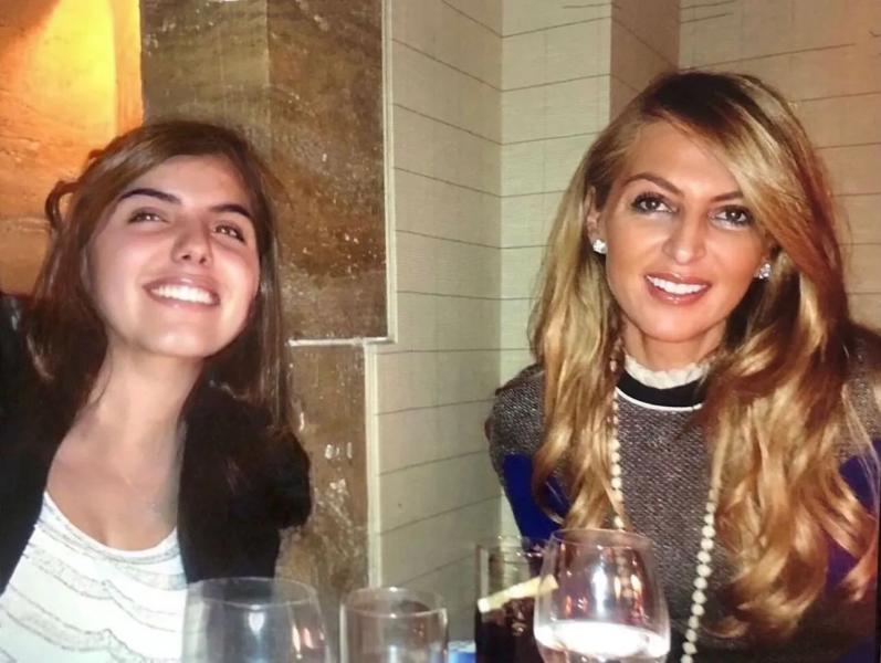Пережила рак, но умерла от укуса насекомого: наследницу греческой династии миллионеров нашли мертвой в своей постели