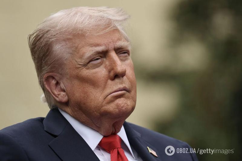 "Похоже на инсульт": новые фото Трампа вблизи вызвали беспокойство в США