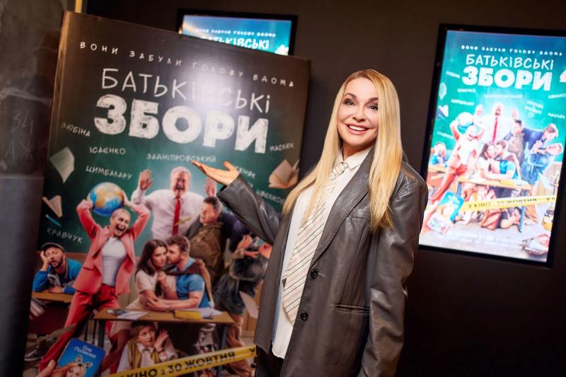 "Произошла одна очень страшная ситуация". Ольга Сумская – о критике сестры за радиодиктант, хейт вокруг памятника маме и семейные тайны