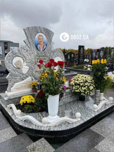 Сестра Марины Поплавской показала памятник артистке, из-за которого спорила с "Дизель Студио"