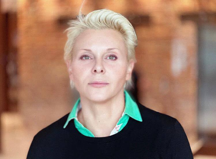 Стала поперек горла Кремлю: известную российскую актрису объявили в международный розыск