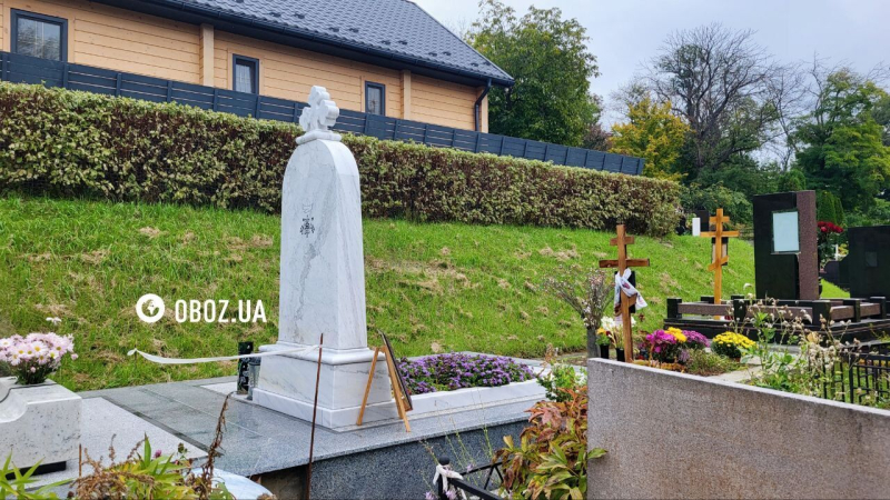 На памятнике Нины Матвиенко исправили грубую ошибку после резонанса, но есть нюанс. Эксклюзивные фото