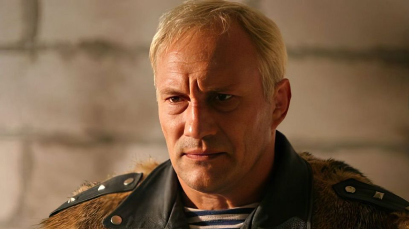 "В этой ужасной войне думаю об Одессе". Звезда "Криминального чтива" – о роли украинского врача, настоящем Брюсе Уиллисе и съемках с россиянином