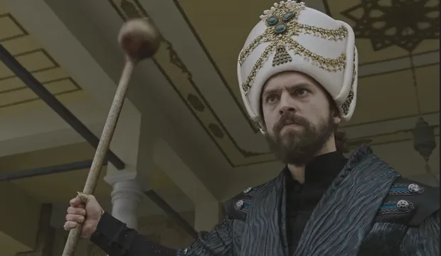 "Я с вами сердцем". Звезда "Великолепного века" обратился к россиянам на фоне кровопролития в Украине
