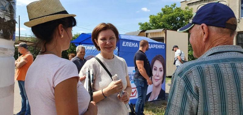 Дочь "пропавшей" регионалки Елены Бондаренко пошла наперекор матери: где сейчас живет Лина Купер и что она говорит о войне