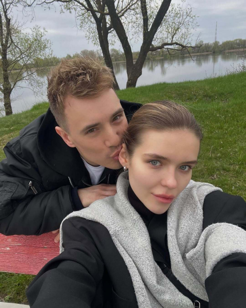 Звезда "Фабрики звезд" Вадим Олейник окончательно разошелся с девушкой после длительной паузы и назвал причину