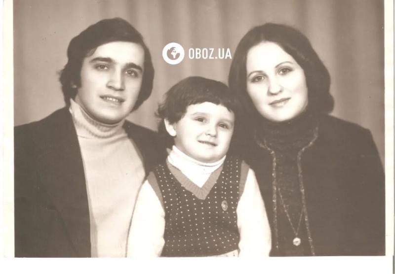 Назарию Яремчуку могло бы исполниться 74 года: каким двум женщинам удалось покорить сердце легендарного певца и чем занимаются его дети