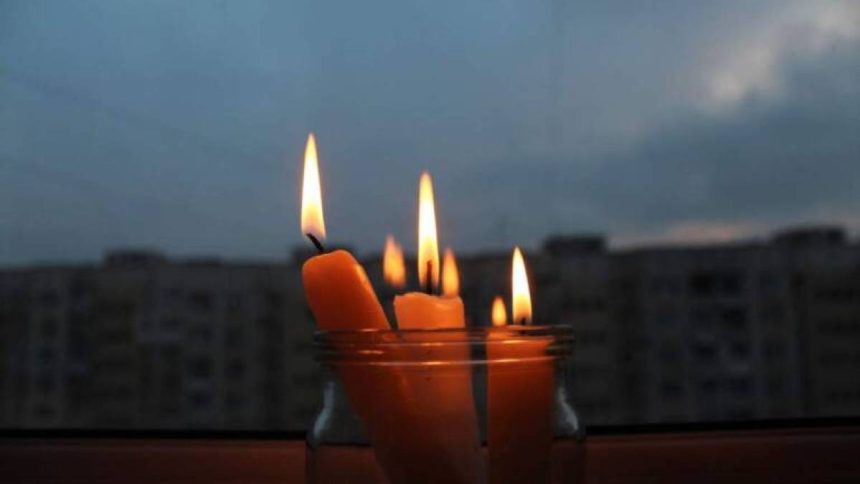 Графики отключений света в Одессе и области на 9 декабря: когда будет электричество
