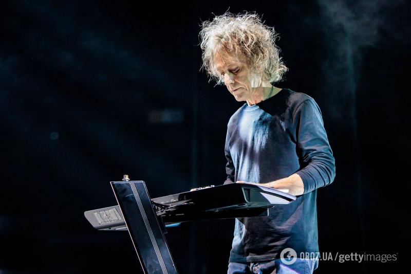 В 65 лет умер гитарист легендарной рок-группы The Cure Перри Бамонте
