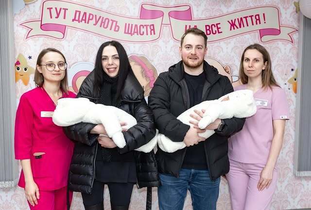 У Никитюк – первенец, а Вирастюк стал папой в пятый раз: к кому из украинских звезд в 2025 году пожаловал аист