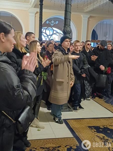 Мистический знак для любимой, сюрприз родителям и сообщение из больницы: жена, друзья и коллеги – о последних днях музыканта Михаила Клименко