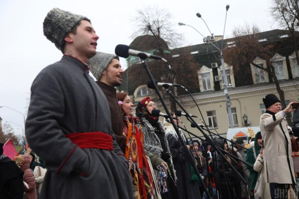 У Києві пройшла Різдвяна хода, присвячена захисникам України (фото)