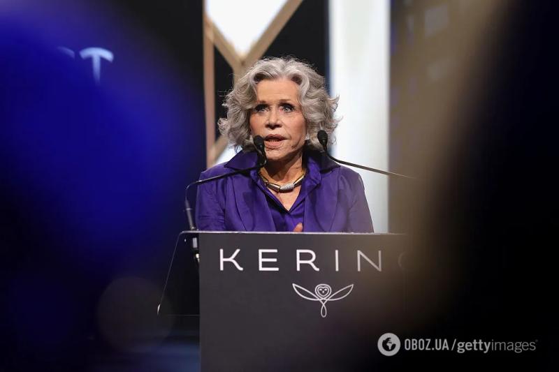 Гламурная даже на кресле колесном: 88-летняя Джейн Фонда поразила сеть своим видом на фоне тревожных слухов о здоровье