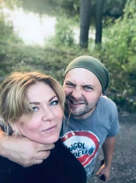 "Ему было 16, а я была замужем". Украинские актеры ошеломили историей своей "запретной" любви