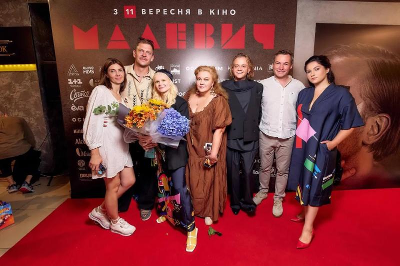 "Времена сейчас очень изменились". Леся Самаева – о блате в кино, жесткой правде об актерских детях и главном правиле своего брака