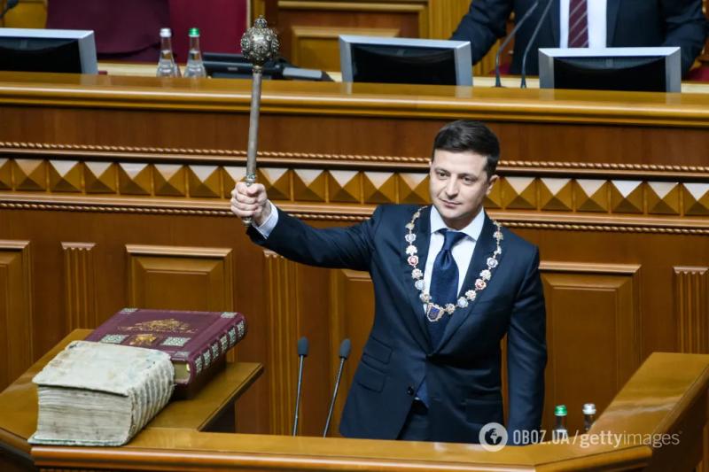 Семь лет, которые запечатлелись на лице: как год за годом менялся Владимир Зеленский со дня своей инаугурации. Фото