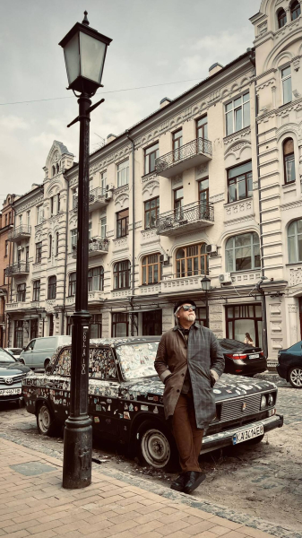 "Во время обстрелов открываю все окна". Семен Горов – о том, как война изменила шоубиз, $70 тыс. от Меладзе и цене комфорта Повалий и Ани Лорак